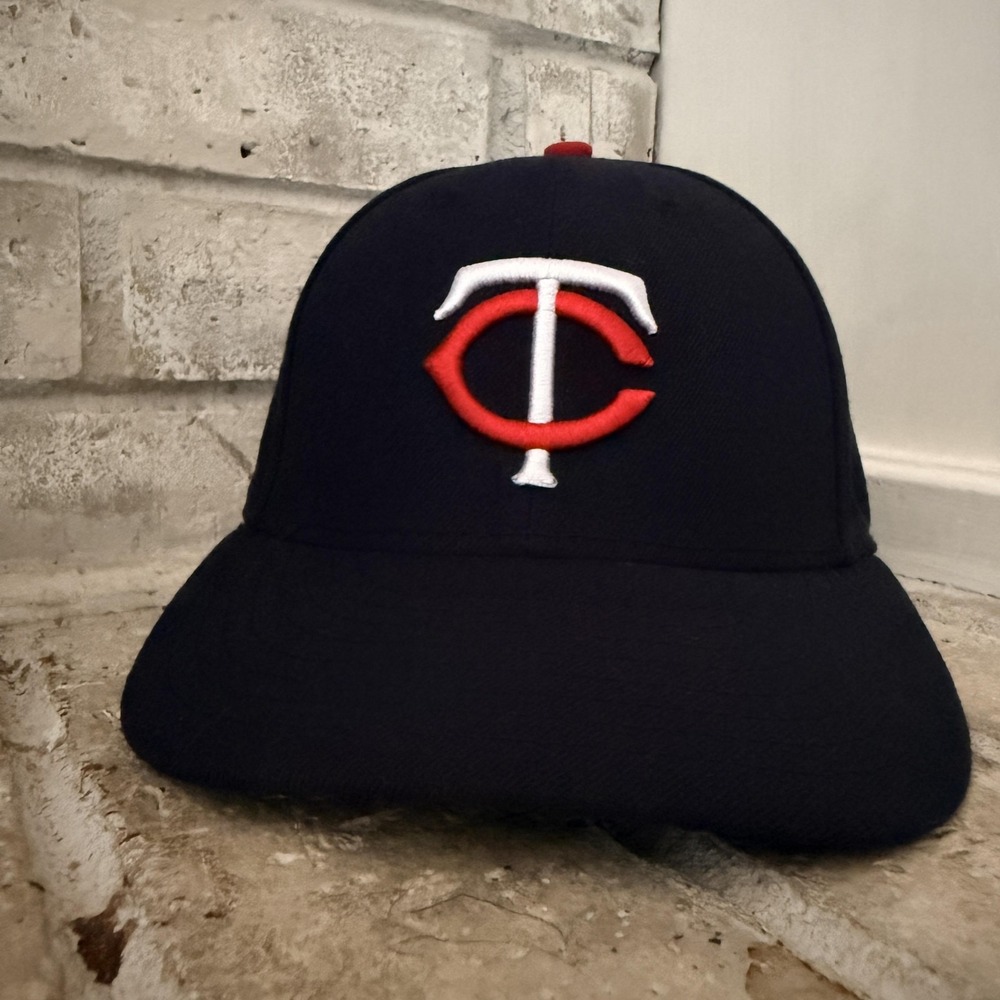 Minnesota Twins Hat Cap Fitted 7 1/8 Blue MLB Baseball New Era 5950 Low Crown